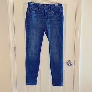 EUC Women’s Sonoma Skinny Curvy Denim Jeans Size 4R